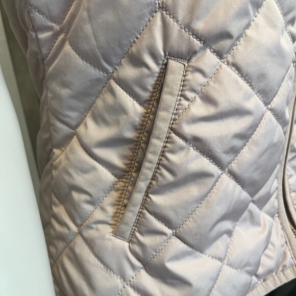 Lightweight Light Pink/Mauve Diamond-Quilted Vest Old Navy Size XS Zip Up - Picture 3 of 8